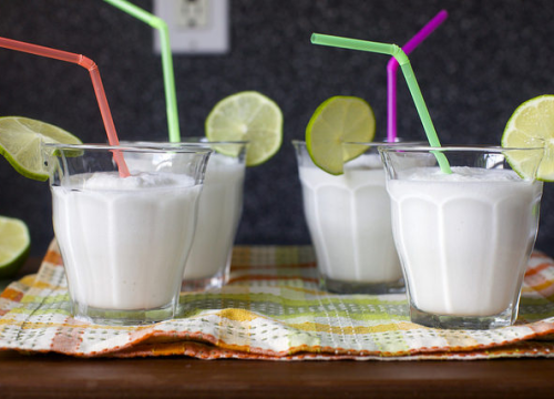 Kao sladoled u čaši: Recept za fantastični koktel od kokosa, tekile i limete