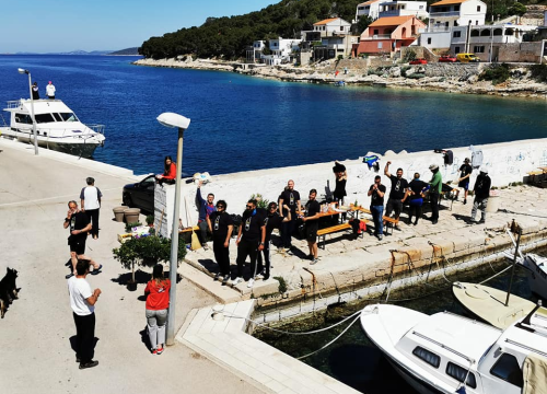 Volonteri i ronioci čistili podmorje u uvali Muna: 'Izvadili smo oko tri tone smeća, ali moramo se vratiti opet'