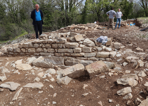 Kod Goriša otkriveni ostaci velike crkve i srednjovjekovni grobovi, sigurno ih ima još nekoliko desetaka
