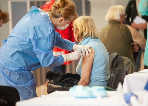 Stiže rekordna količina cjepiva: Još dva masovna cijepljenja na Baldekinu, evo gdje su raspoređene ostale doze