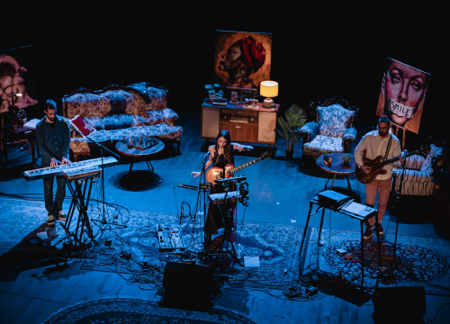 Fotografija 2 - Sara Renar u šibenskom kazalištu: Koncert kojemu je bilo suđeno