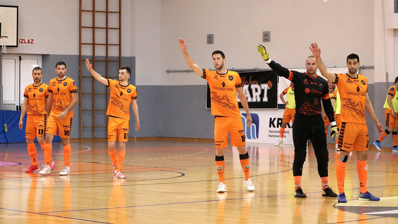 Malonogometaši Šibenika 1983 propustili prvu meč loptu: Puljani odnijeli bodove s Baldekina