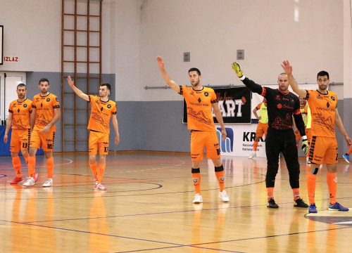 Malonogometaši Šibenika 1983 propustili prvu meč loptu: Puljani odnijeli bodove s Baldekina