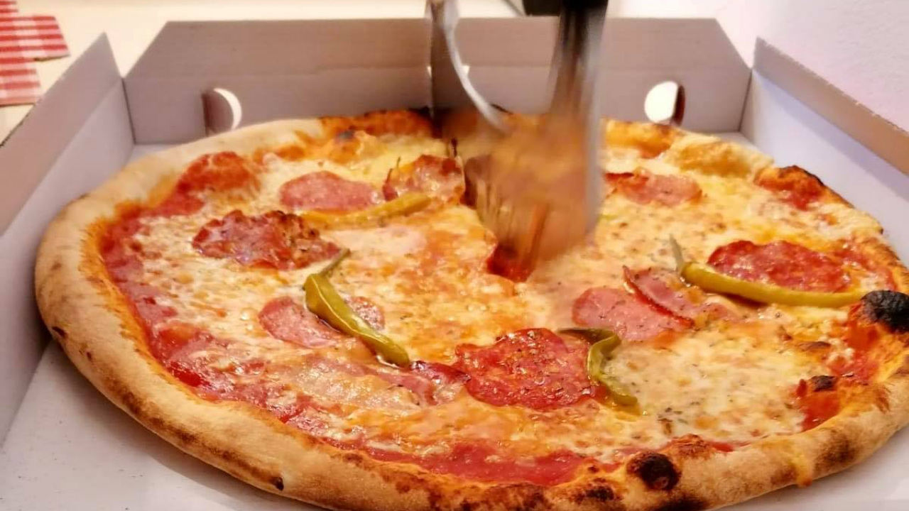 Naručite slasnu pizzu Godimento po odličnoj cijeni!