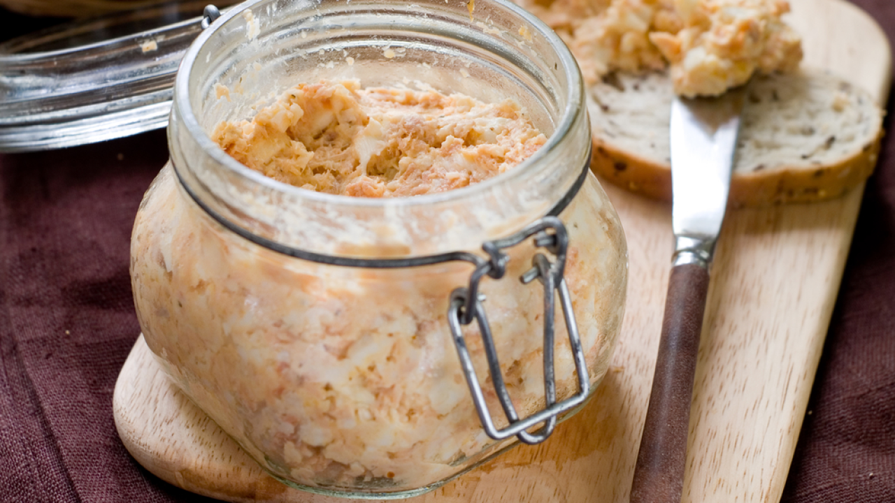 Ovo treba probati: Namaz od jaja i pancete