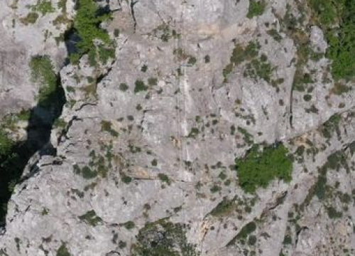 Fotografija 2 - Spašavatelji iz cijele Hrvatske vježbali na strmoj dinarskoj ferati, fotografije su fantastične