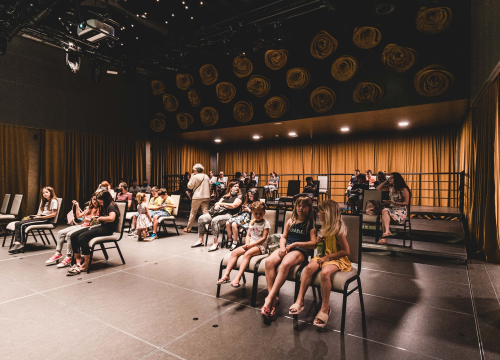 U 'Arsenu' održana prva matineja: Mališani uživali u klasiku Vlak u snijegu