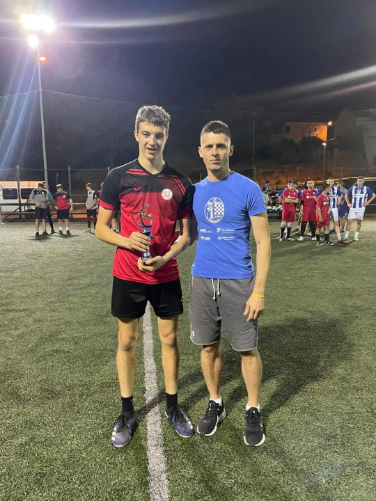 Masters Top tim lige za kadete: Gauni odniieli naslov, Crnici četvrto mjesto