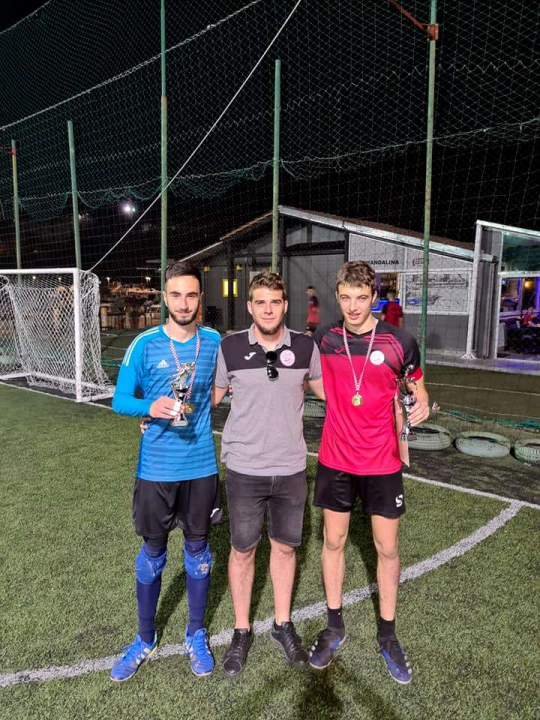 Masters Top tim lige za kadete: Gauni odniieli naslov, Crnici četvrto mjesto