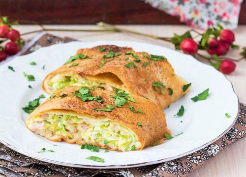 Stignete za kasni ručak: Recept za palačinke s tikvicama, sirom i špekom