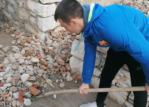 Fotografija 3 - Pričali smo s curama i dečkima iz Šepurine: Od sadnje cvijeća do popravka balotane,  rade sto na sat i odlično ih ide