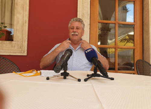 Joso Smolić poziva kolege ugostitelje i turističke radnike na cijepljenje protiv covida