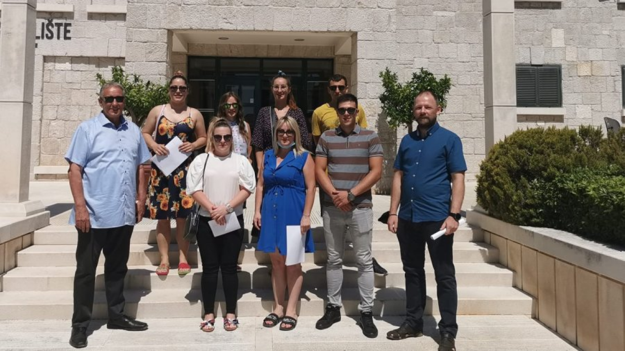 Konstituirajuća sjednica Savjeta mladih grada Vodica: Predsjednik Sami Bach Khojah