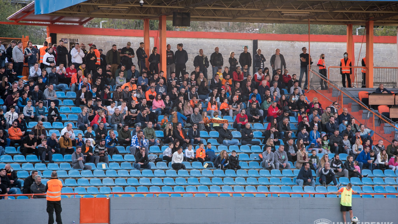 Publika se vraća na nogometne travnjake: Uvjet su COVID putovnica ili negativan test