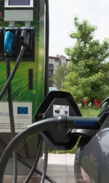 Vozači električnih automobila zbog parkiranja na ovim mjestima mogu biti kažnjeni
