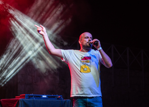 Vojko V dolazi, bolje se pazi: Masovno repanje na sv. Mihovilu