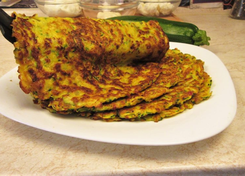 Tako lako: Recept za palačinke od tikvica s pancetom i vrhnjem