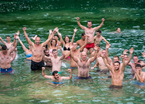 Kupanje Lozovčana na Skradinskom buku: 'Tu je bilo smijeha, ljubavi pa i začeća, molimo ministra da nam to opet dozvoli'