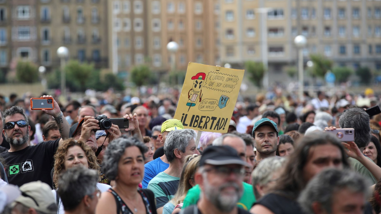 Po svijetu sve strože mjere zbog vrlo zarazne delte, od Australije do Europe prosvjedi zbog restrikcija