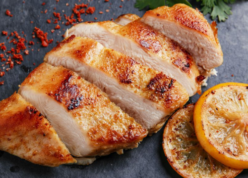 Uključeno i zagrijavanje pećnice: Najlakši recept za sočna pileća prsa gotova za 30 minuta