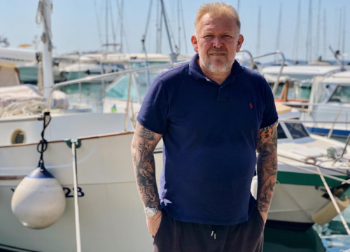 Nogometna ikona Robert Prosinečki odmara u Vodicama: Bacio na balun s mališanima i uživao u gostoprimstvu