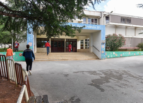 Znanstvenici otkrili zašto korona kod djece najčešće uzrokuje blage probleme