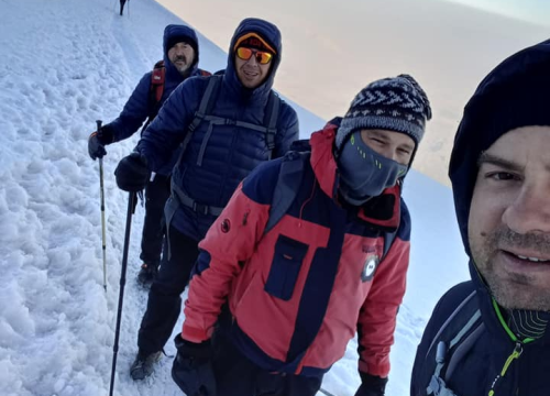 Fotografija 5 - Osam šibenskih planinara popelo se na najviši vrh Turske, 5137 metara visok Ararat