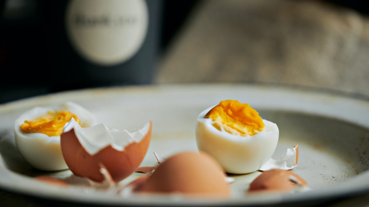 Zašto ne biste trebali jesti samo bjelanjke?