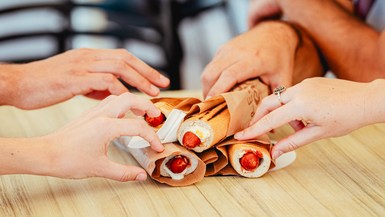 Gastro hit babljeg ljeta: Probali smo hot dogove s pumpe na rivi