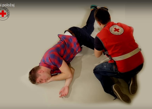 Vodički Crveni križ organizira besplatnu edukaciju prve pomoći za umirovljenike