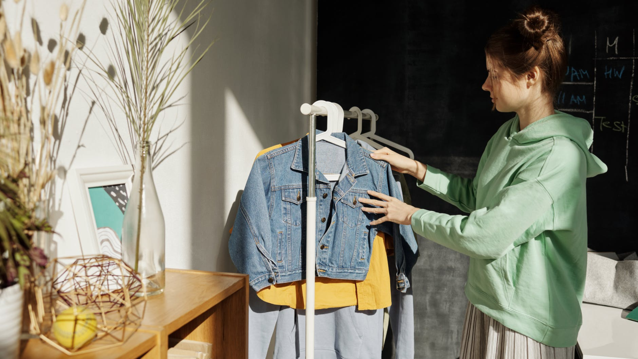 Nije svejedno koju boju nosite: Evo kako crvena, crna, plava, zelena i druge utječu na raspoloženje