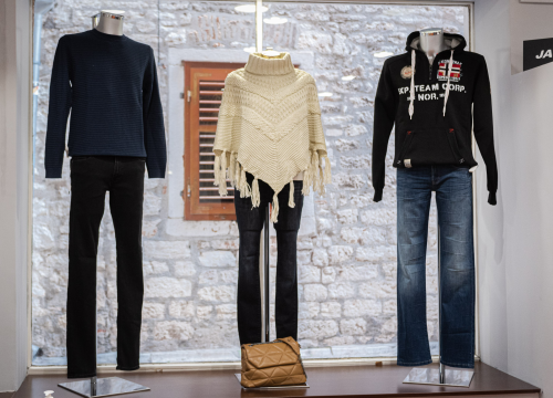 Fotografija 35 - Osvježite svoju jesensku garderobu novim komadima iz trgovina u centru grada!