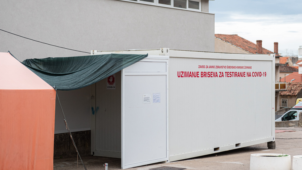 U Šibensko-kninskoj županiji 114 novooboljelih osoba, sedam pacijenata na respiratoru