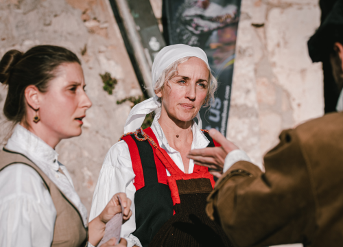 Fotografija 9 - Od brudetože, priko buklije do dišpetože: Šibenski vodiči odličnom turom do suza nasmijali sugrađane