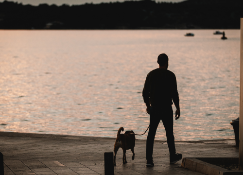 Loše ste volje zbog mraka već u pet poslijepodne? Evo nekoliko savjeta kako podići raspoloženje