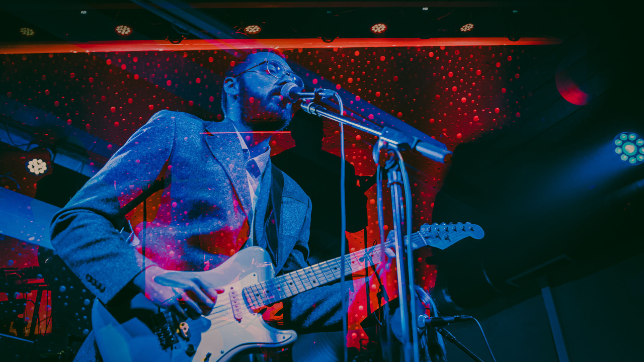 Dimitrije Dimitrijević u Azimutu nudio odgovore na 'Čar-pitanje'