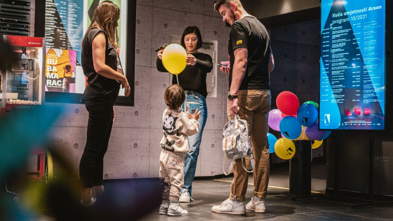 Filmovi s programa ZFF-a, koncert gitaristice Kaki King, ples, programi za djecu: Evo što vas čeka ovog tjedna u Arsenu