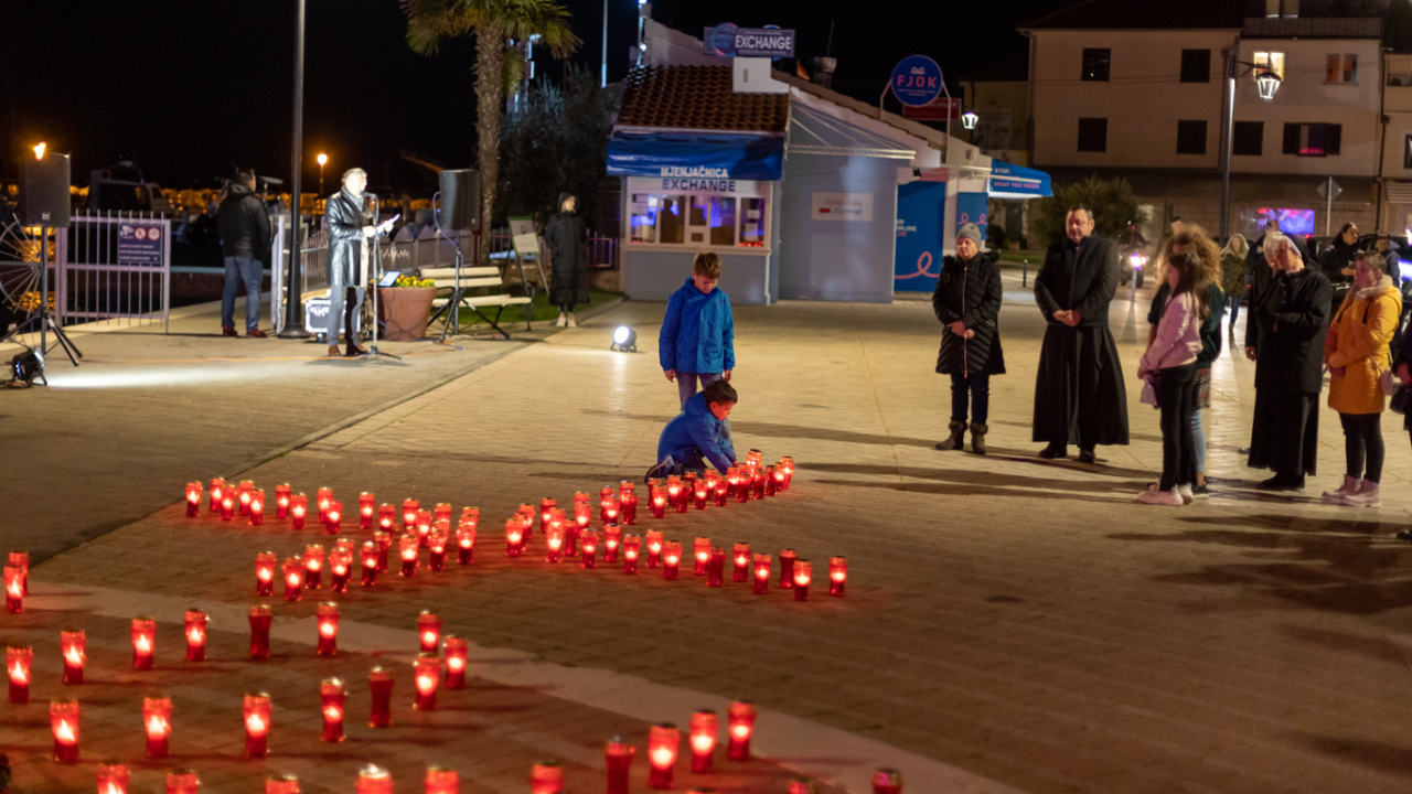 Vodičani odali počast žrtvama Vukovara i Škabrnje