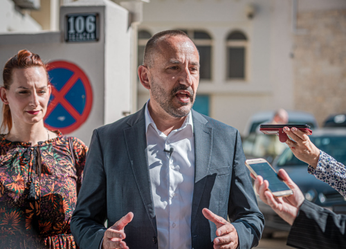 Suverenisti za nove izbore spremni: Nadamo se da bahatost i gramzivost 'spasitelja' županije nije napravila veću štetu