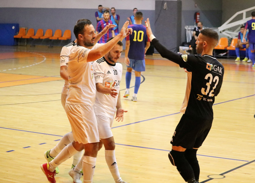 Prvi prvoligaški gradski derbi na Baldekinu: Crnica odnijela pobjedu na terenu, Šibenik 1983 na tribinama