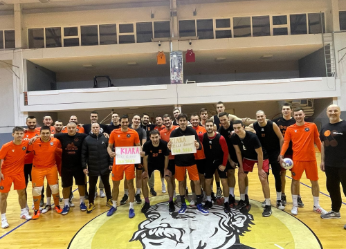 GKK Šibenka i MNK Šibenik 1983 poručuju: 'Nazovi 060 9003 i zajedno pomozimo našoj Kiari!'