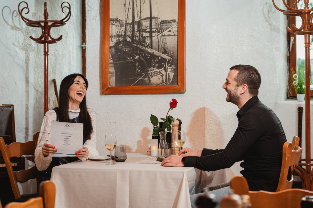 Posjetite najstariju šibensku tavernu u Hotelu Jadran!