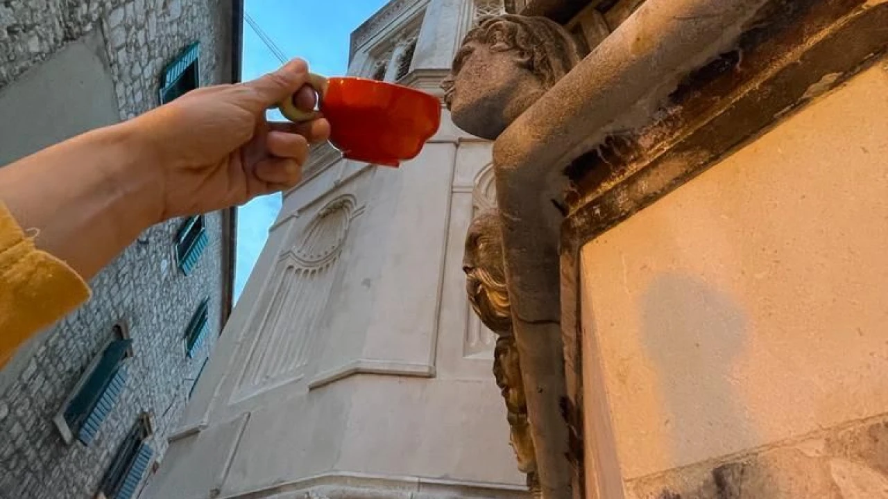 Svratite do šibenskog Obrta, posjetite izložbu, kupite cool poklon i podržite mlade umjetnike