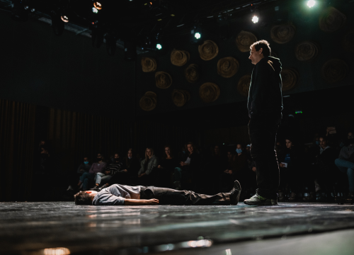 ‘Love will tear us apart’ u Arsenu: Vrhunski ples, vrhunska glazba i slučajni plesač iz publike