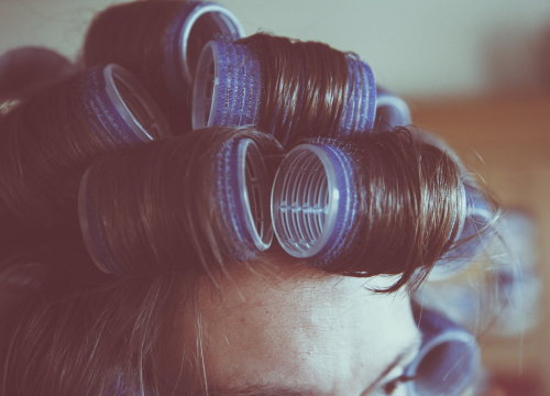 Zašto zimi kosa pojačano ispada i što možete učiniti da to ublažite