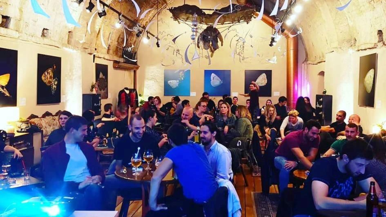 Večeras novi kviz spektakl u Azimuta: Propali, neprilagođeni, zatupljeni i izgubljeni na dva koraka do titule