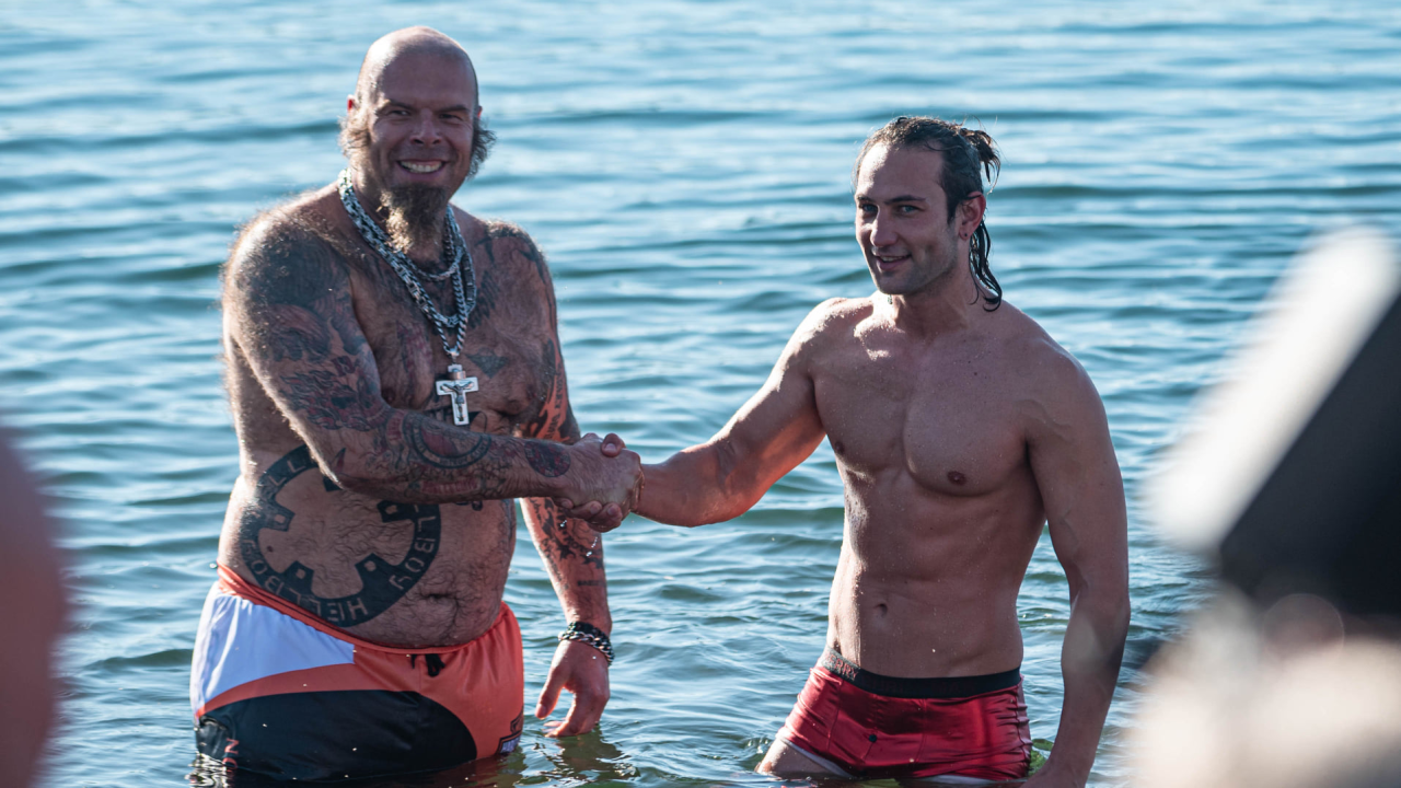 Odvažnih 12 okupalo se na Banju u podne na samu Novu godinu: 'Ovo nije hladna voda'