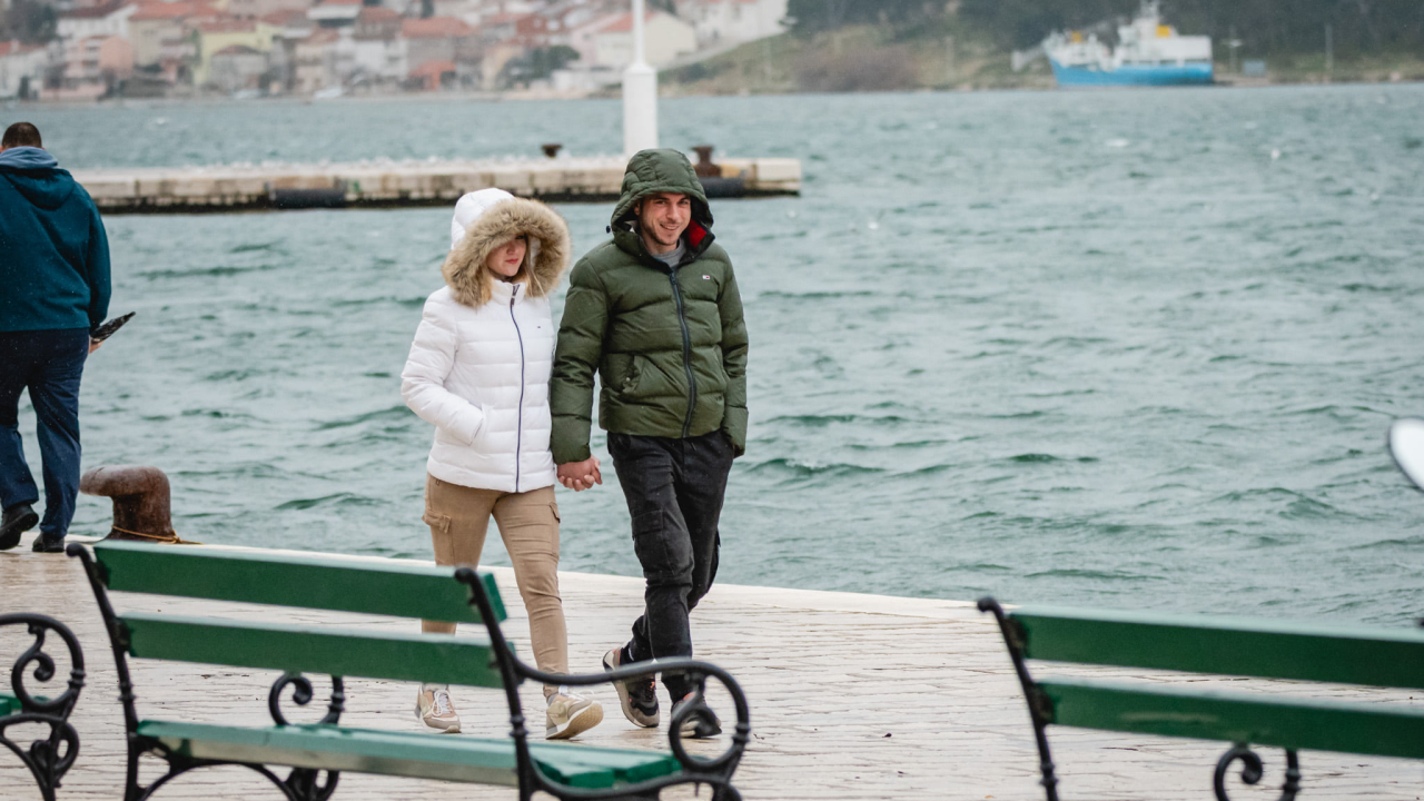 Na neradni dan škura bura: Vrijeme danas oblačno, prohladno i kišovito