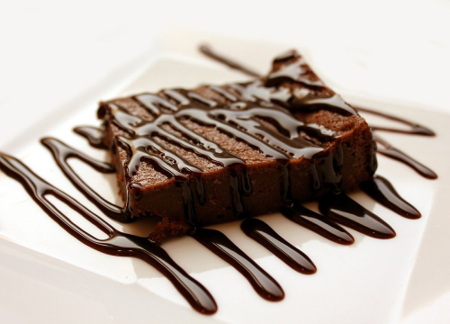 Recept za brzi čokoladni kolač koji vam ni dijeta neće zabraniti