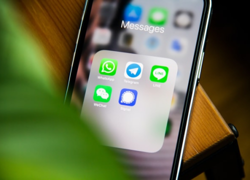 Živcira vas 'seen'?  Evo kako sakriti plavu kvačicu na WhatsApp-u